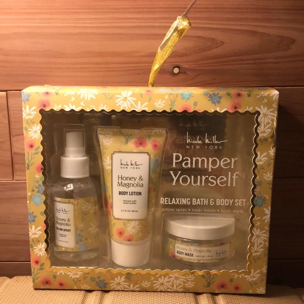 Relaxing Bath and Body Set